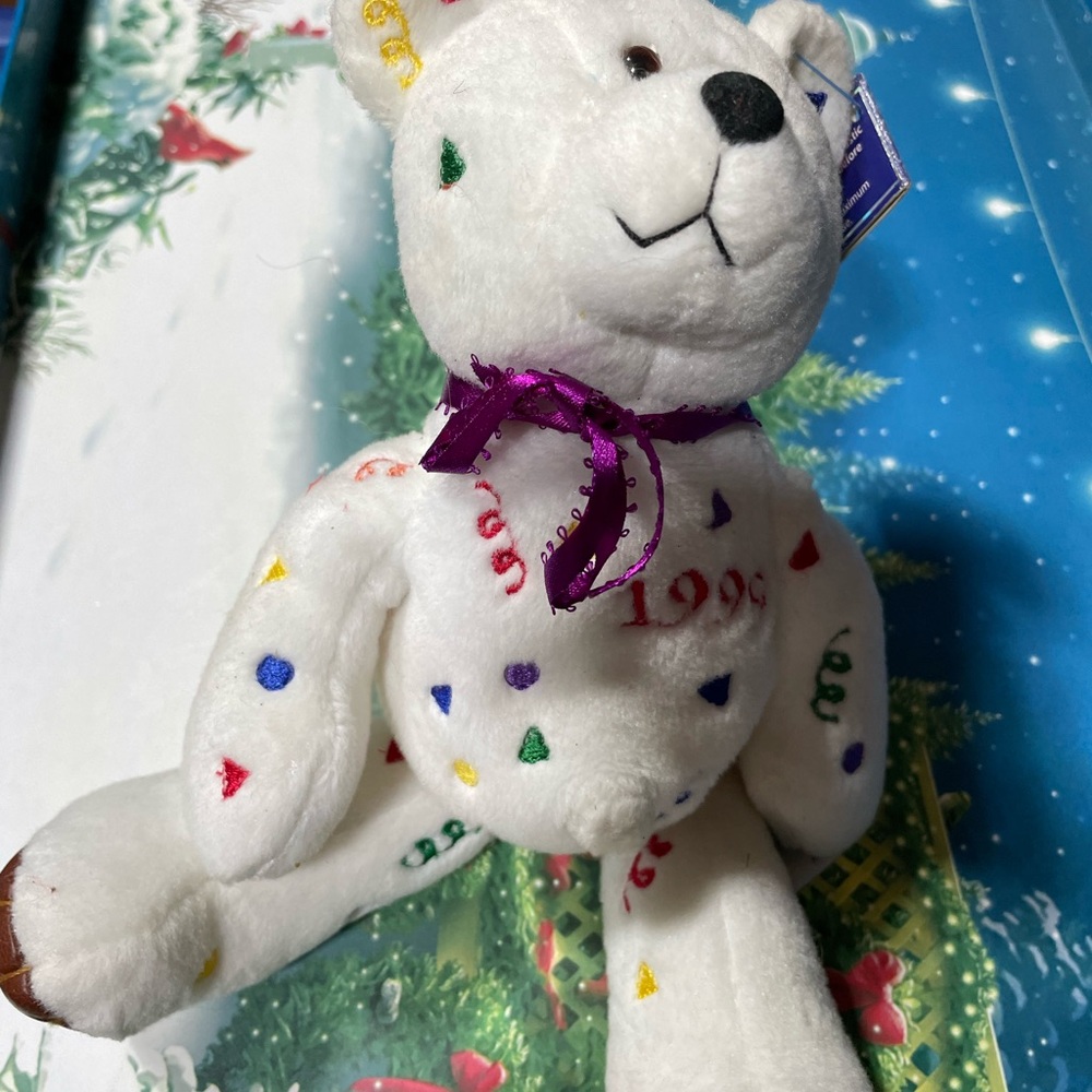 MWMTS Limited Editions white Celebration bear New Year 1999 - 58556 of 72,000